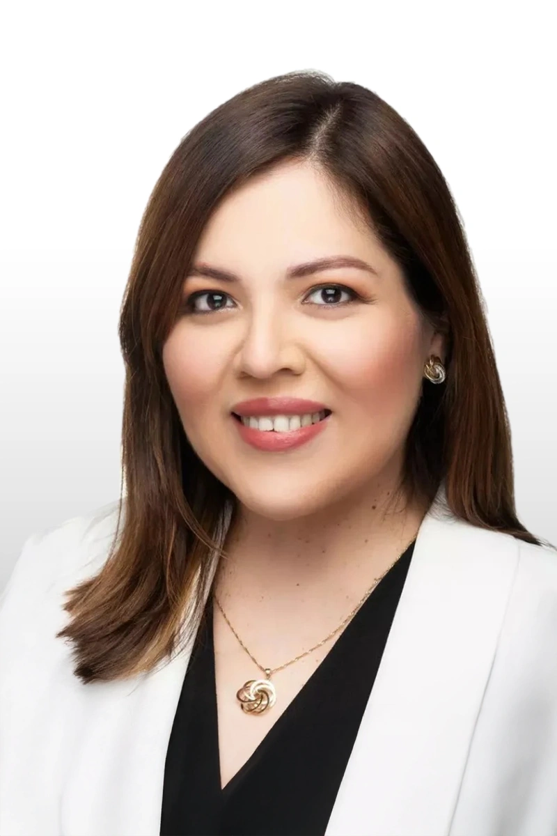 Hilda Dennysse Hernández Barrientos, VP de Desarrollo Organizacional en Onilog Group con más de 15 años de experiencia en liderazgo de recursos humanos
